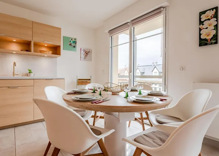 Les Arts-1 By Interhome * Deauville