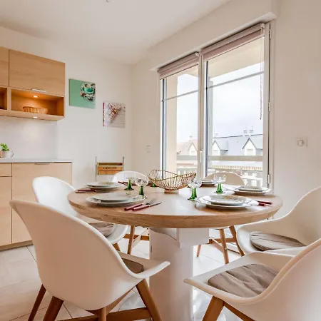 Les Arts-1 By Interhome * Deauville