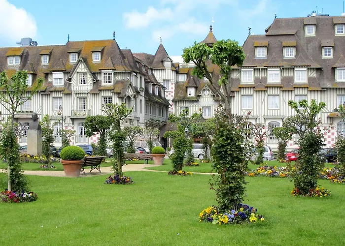 Les Arts-1 By Interhome * Deauville